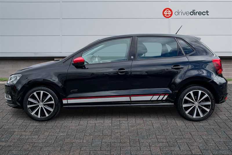 Volkswagen Polo 1.2 Tsi Bluemotion Tech Beats Hatchback VK66VOH Black #6