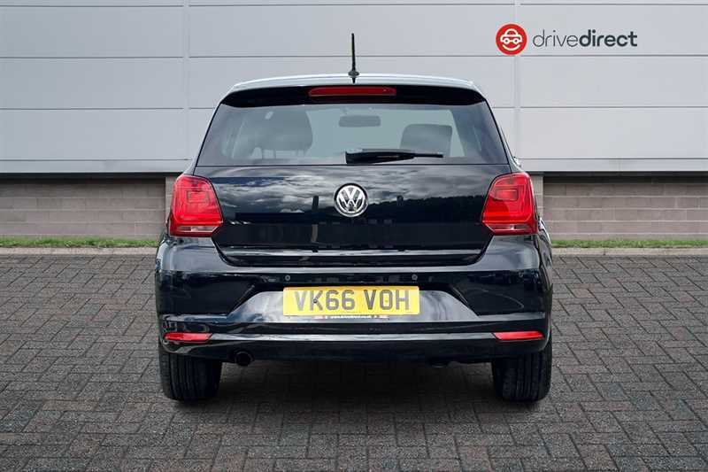 Volkswagen Polo 1.2 Tsi Bluemotion Tech Beats Hatchback VK66VOH Black #4