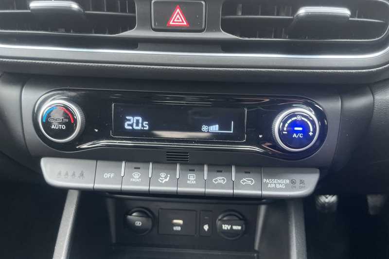 Hyundai Kona #15