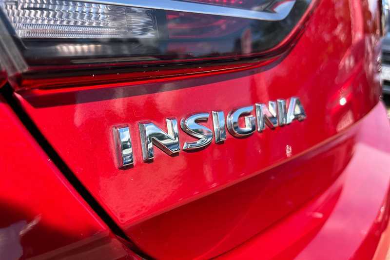 Vauxhall Insignia 1.5 Turbo D Ultimate Nav Hatchback  #29