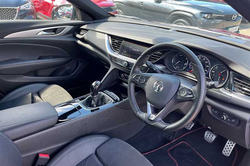 Vauxhall Insignia 1.5 Turbo D Ultimate Nav Hatchback  #14