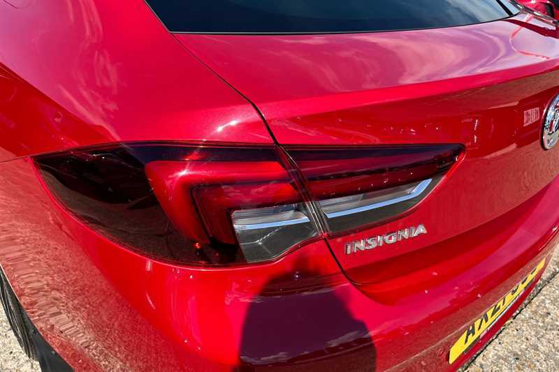 Vauxhall Insignia 1.5 Turbo D Ultimate Nav Hatchback  #30