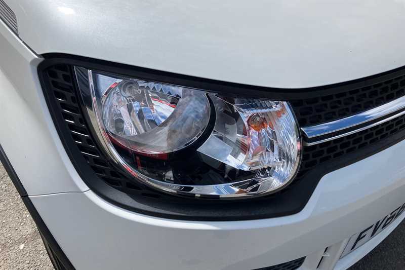 Suzuki Ignis Ignis Sz-t Dualjet White #27