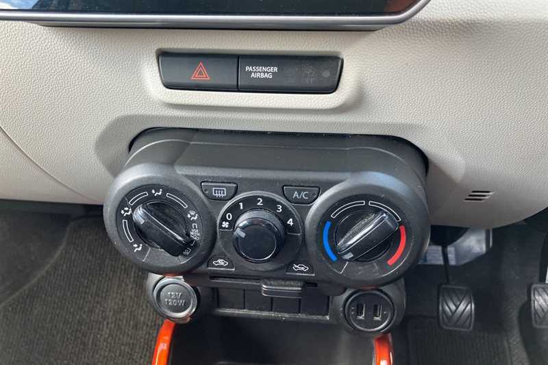 Suzuki Ignis Ignis Sz-t Dualjet White #14
