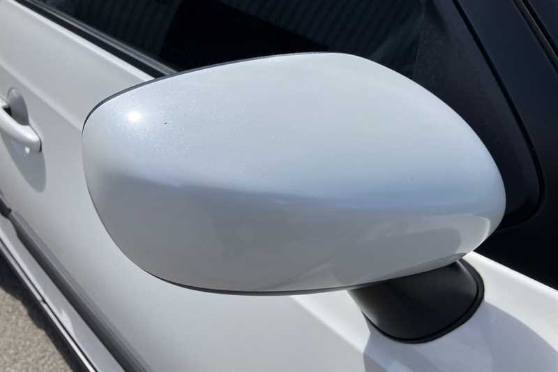 Suzuki Ignis Ignis Sz-t Dualjet White #33