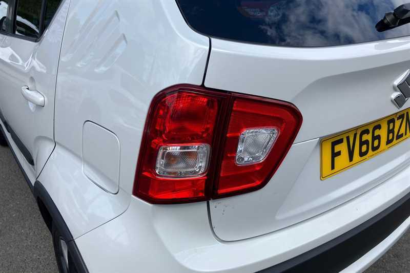 Suzuki Ignis Ignis Sz-t Dualjet White #30
