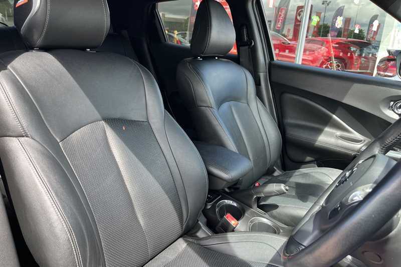 Nissan Juke Acenta Black #23