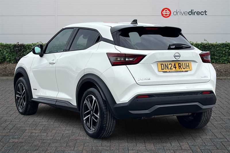 Nissan Juke 1.6 N-connecta Suv Hybrid Euro 6 DN24RUH White #5