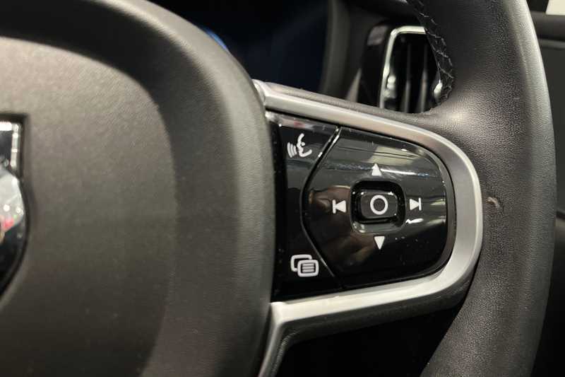 Volvo S60 R-design, B5 Mild Hybrid Climate Pack, Satnav, Da Red #22