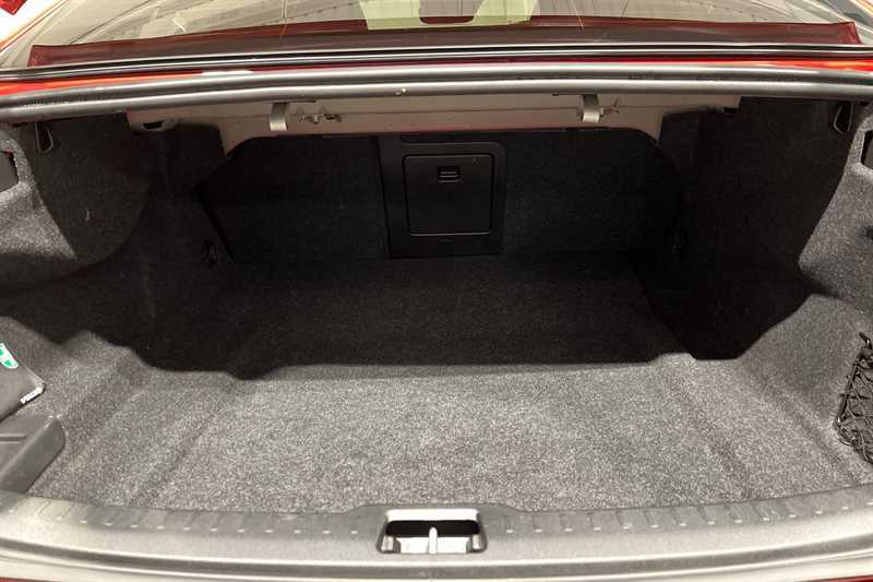 Volvo S60 R-design, B5 Mild Hybrid Climate Pack, Satnav, Da Red #25