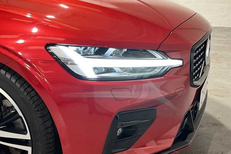Volvo S60 R-design, B5 Mild Hybrid Climate Pack, Satnav, Da Red #28