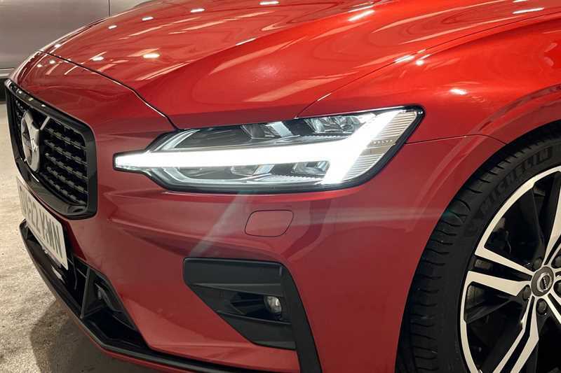Volvo S60 R-design, B5 Mild Hybrid Climate Pack, Satnav, Da Red #29