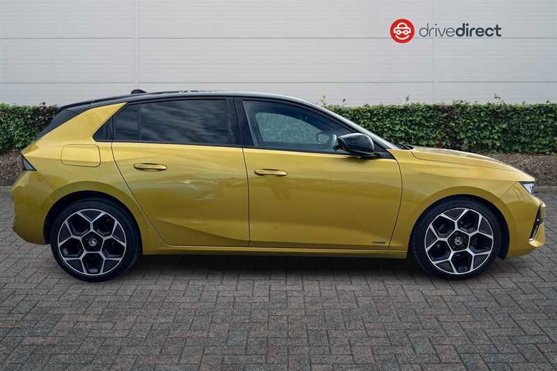 Vauxhall Astra 1.2 Turbo Ultimate Hatchback Euro WF23XNW Yellow #2