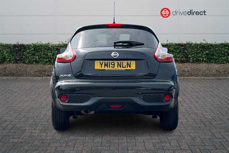 Nissan Juke 1.6 Bose Personal Edition Suv Eu Black #4