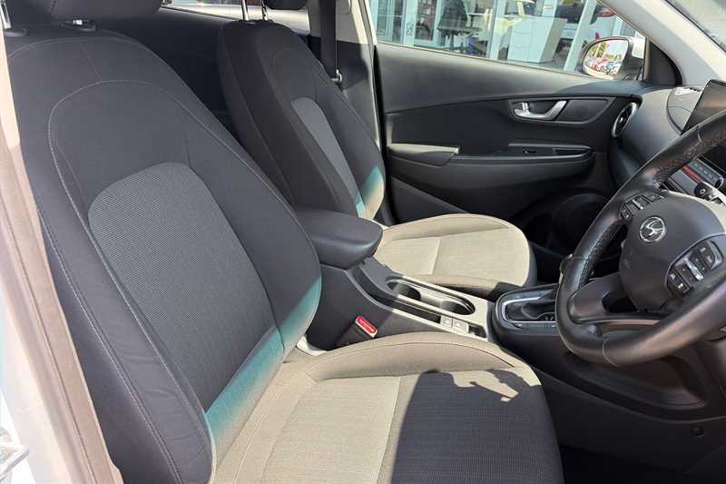 Hyundai Kona 1.6 H-gdi Premium Suv Hybrid Dct Euro 6 WG23KLO White #6