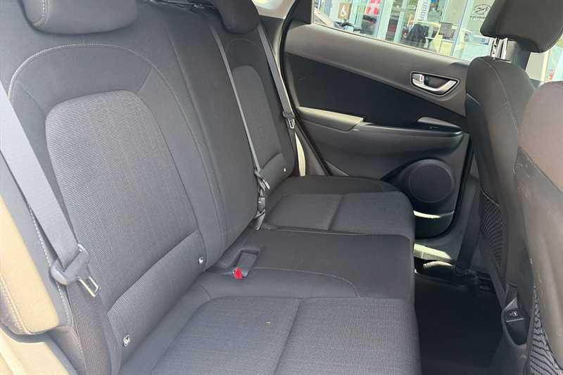 Hyundai Kona 1.6 H-gdi Premium Suv Hybrid Dct Euro 6 WG23KLO White #4