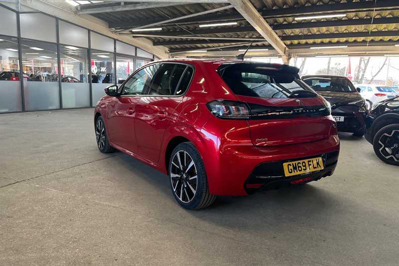 Peugeot 208 1.2 Puretech Allure Hatchback Eu GM69FLK Red #3