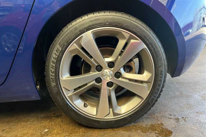 Peugeot 308 Blue Hdi Ss Sw Active White #10