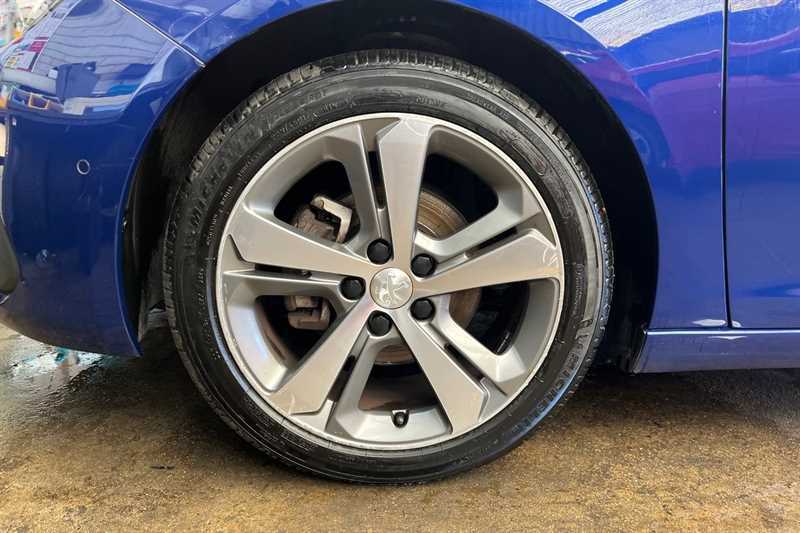 Peugeot 308 Blue Hdi Ss Sw Active White #9