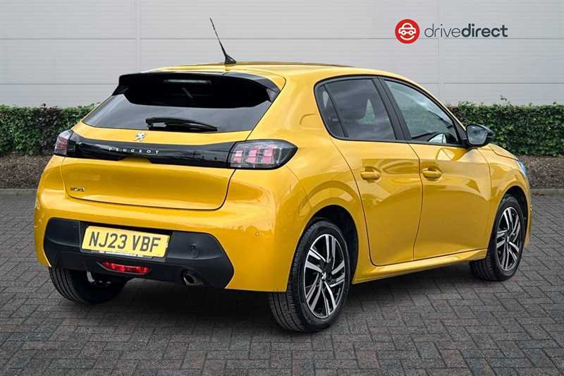 Peugeot 208 1.2 Puretech Active Premium Hatchback NJ23VBF Yellow #3