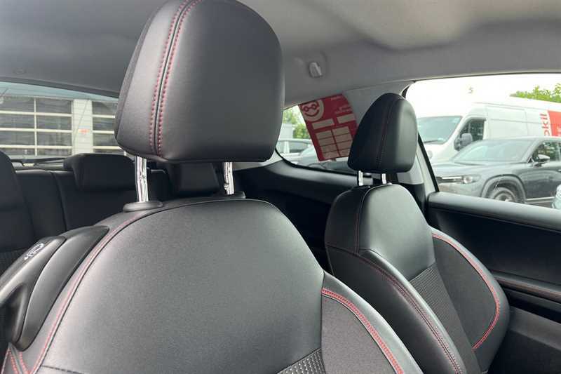 Peugeot 208 1.2 Puretech Gt Line Hatchback E White #4