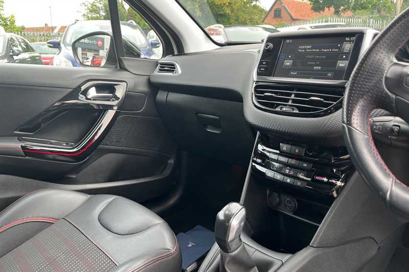 Peugeot 208 1.2 Puretech Gt Line Hatchback E White #3