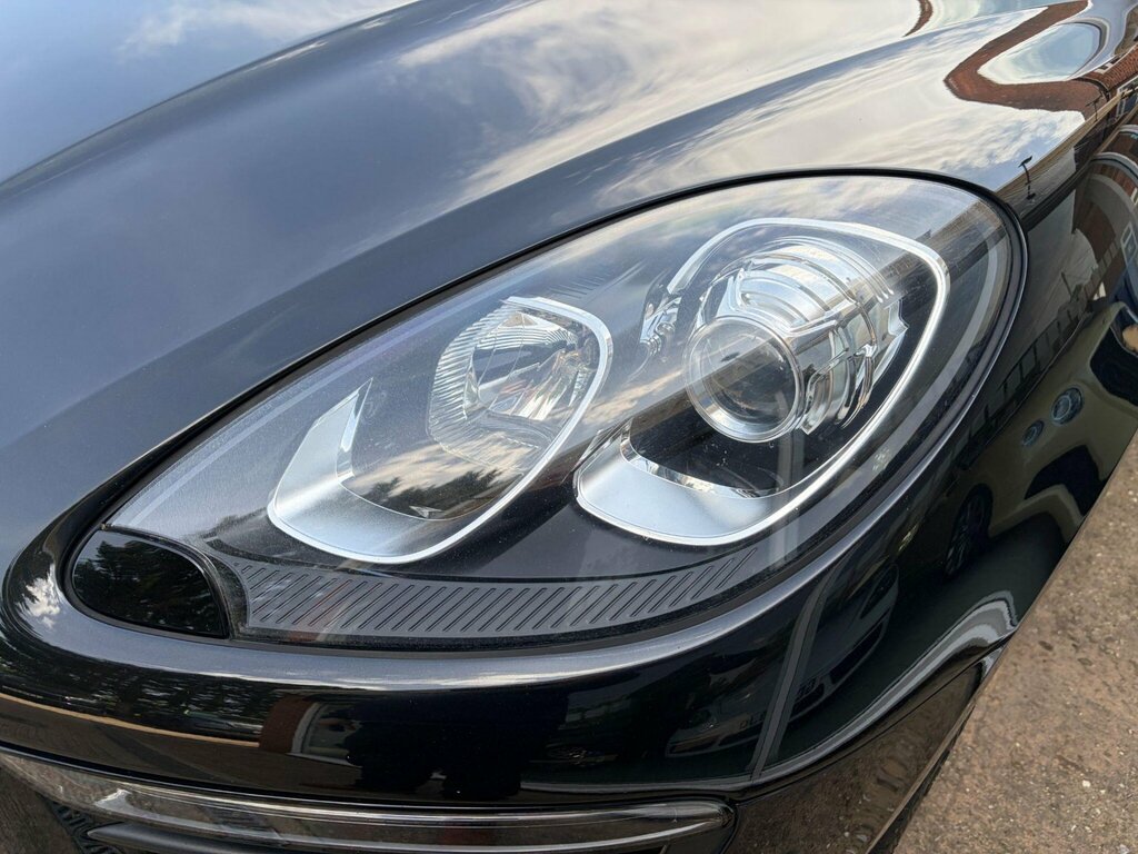 Porsche Macan 3.0 D S Pdk 258 Bhp Euro 6 Black #16