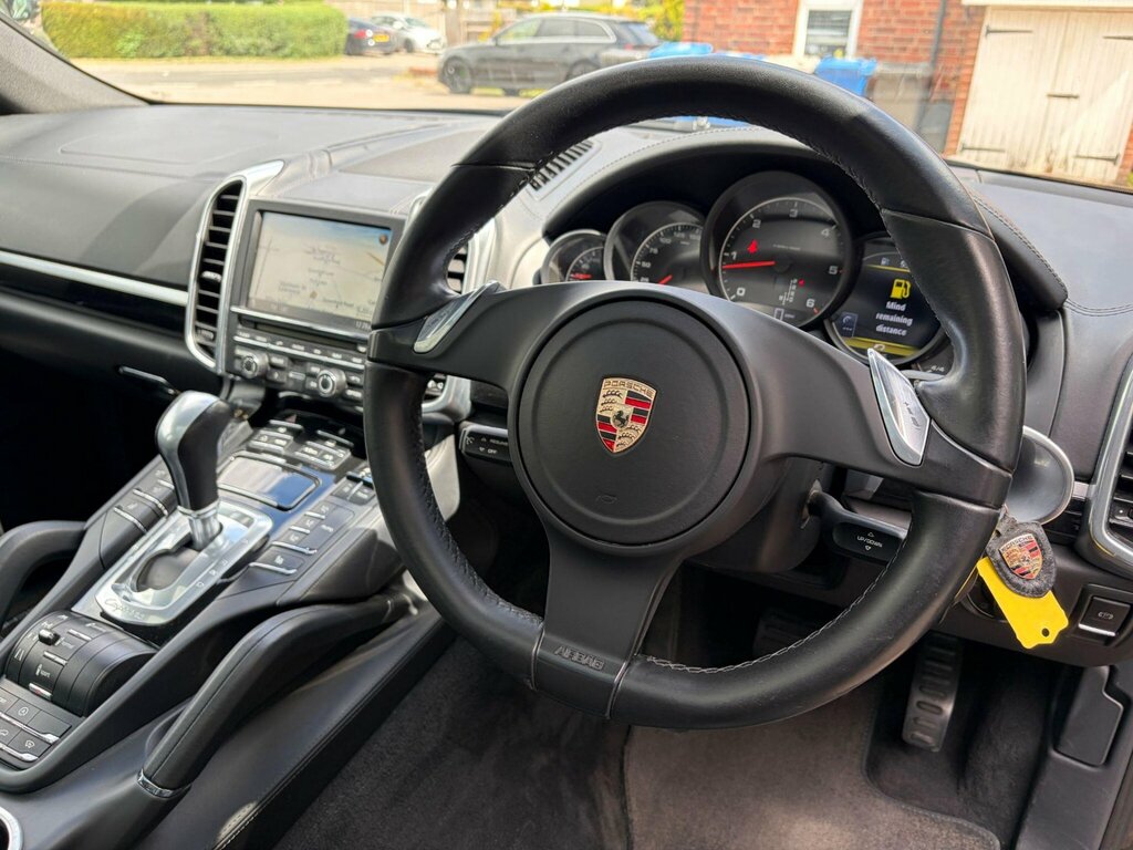 Porsche Cayenne D V6 Tiptronic White #19