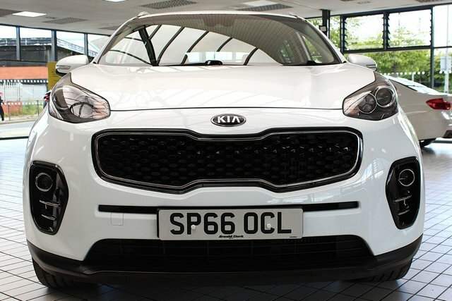 Kia Sportage Crdi Kx-3 Suv SP66OCL White #4