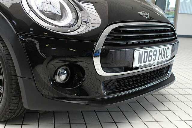 Mini Hatch Cooper Classic Hatchback WD69HXC Black #5