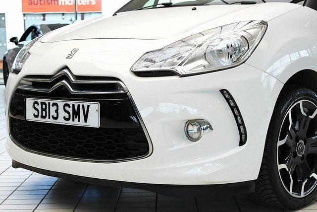 Citroen DS3 1.6 E-hdi Airdream Dstyle Plus Hatchback Diese White #3