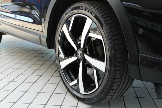 Nissan Qashqai Dci Tekna Suv VO67FKG Black #6