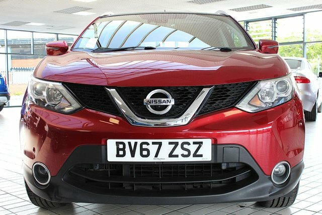Nissan Qashqai Dci N-connecta Suv BV67ZSZ Red #4