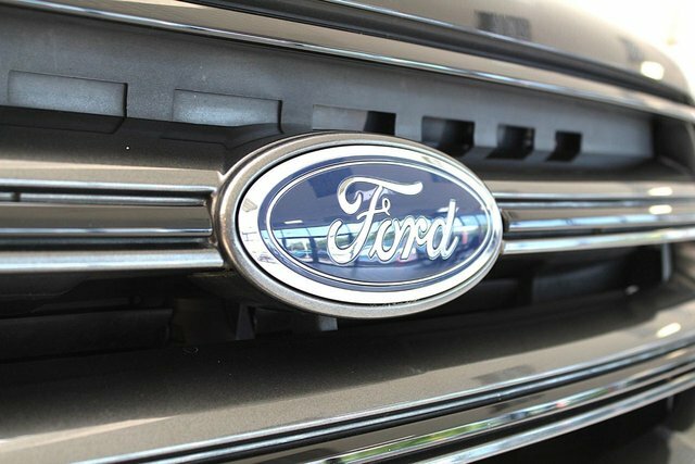 Ford Kuga Tdci Ecoblue St-line Suv BG19FDZ Black #4