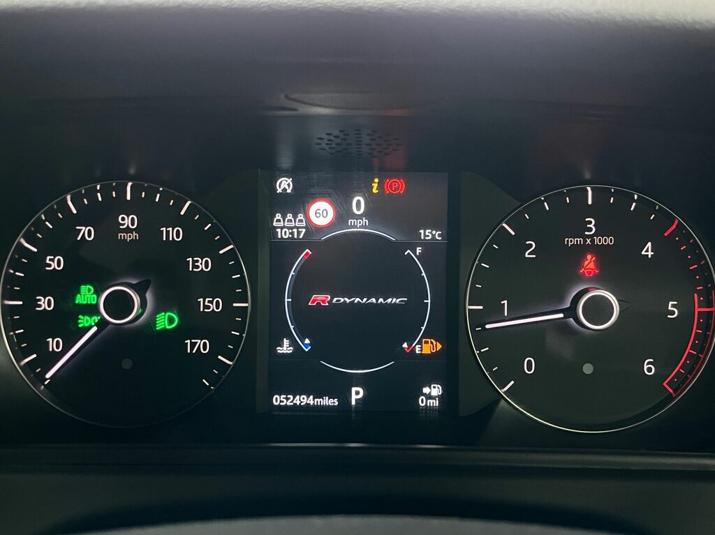 Land Rover Range Rover Velar R-dynamic Black #31