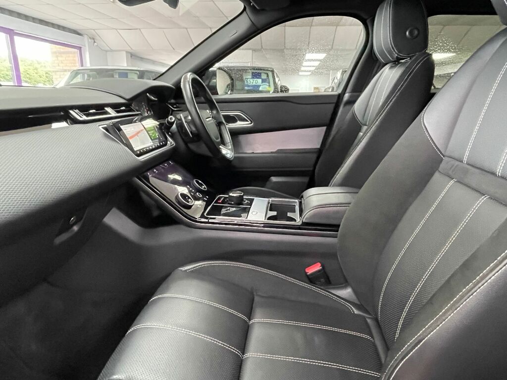 Land Rover Range Rover Velar R-dynamic Black #24