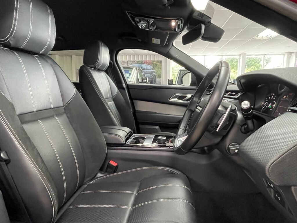 Land Rover Range Rover Velar R-dynamic Black #17