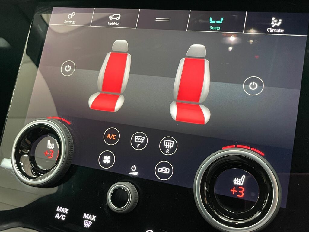 Land Rover Range Rover Velar R-dynamic Black #40