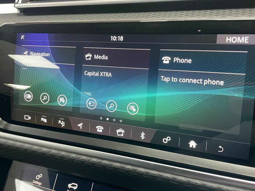 Land Rover Range Rover Velar R-dynamic Black #37