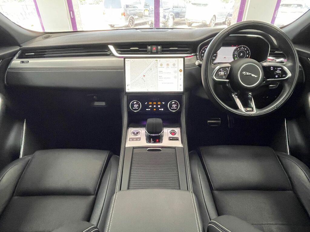Jaguar F-Pace Hybrid Grey #2