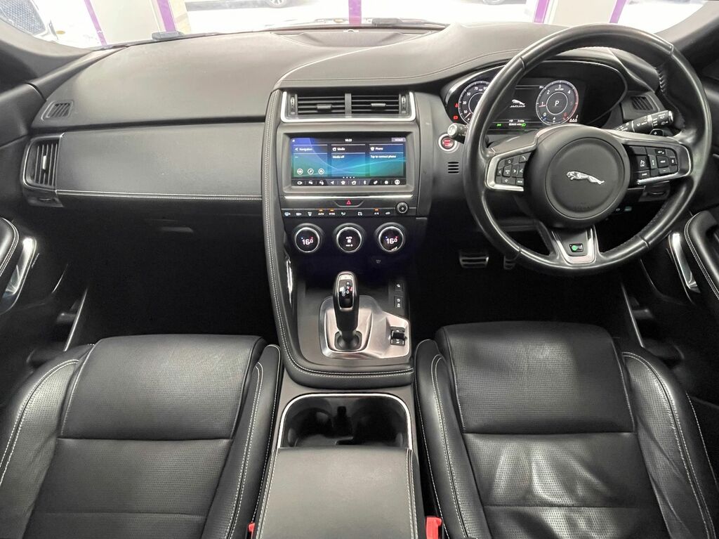 Jaguar E-Pace E-pace R-dynamic Hse D Awd Red #2