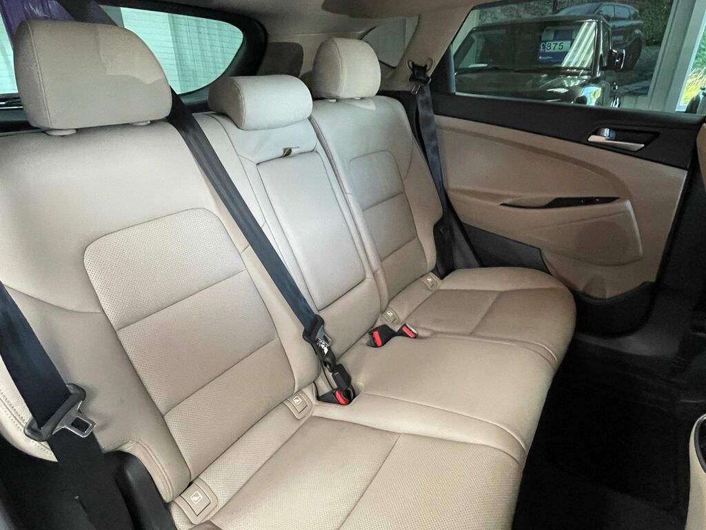 Hyundai Tucson Crdi Se Nav White #22