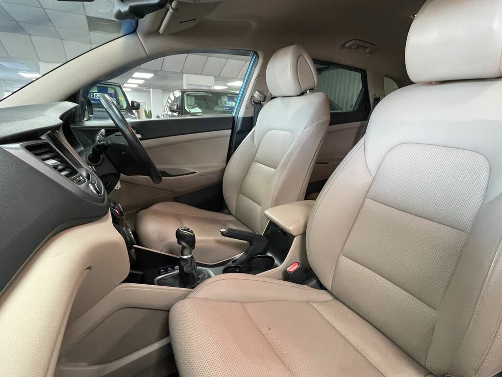 Hyundai Tucson Crdi Se Nav White #29
