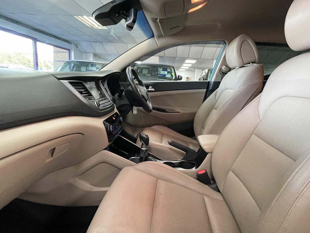 Hyundai Tucson Crdi Se Nav White #28