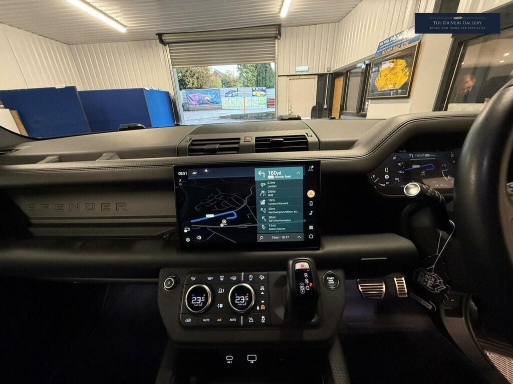 Land Rover Defender 110 Suv 3.0 D300 Mhev X-dynamic Hse 4Wd Euro 6 S EO72XLL Black #6