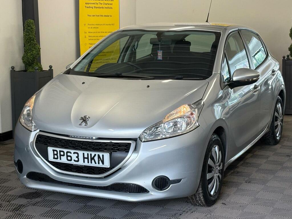 Peugeot 208 Hatchback 1.2 Vti Access Euro 5 201463 BP63HKN Silver #2
