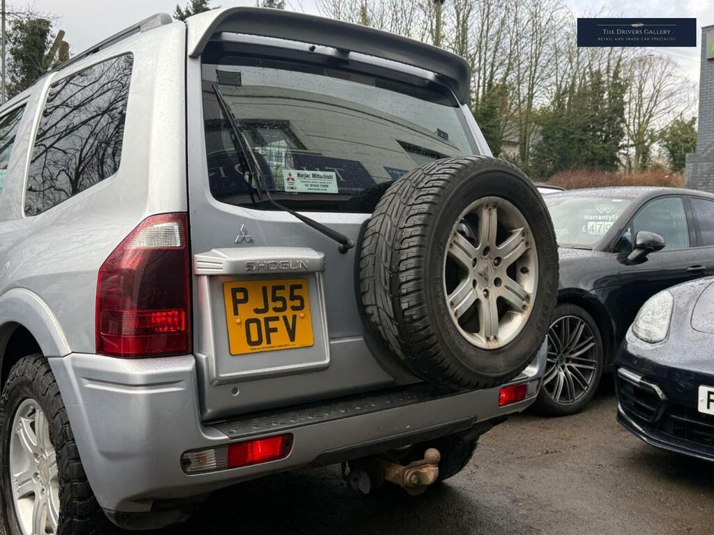 Mitsubishi Shogun 3.2 Elegance Lwb Di-d 159 Bhp Grey #14