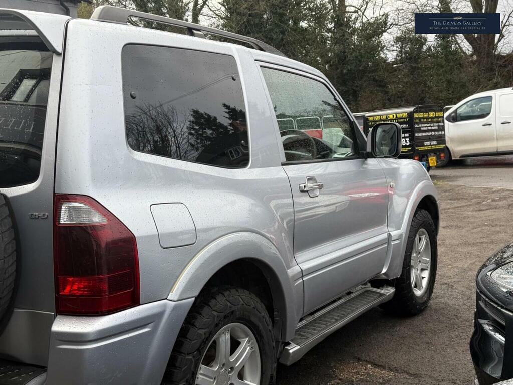 Mitsubishi Shogun 3.2 Elegance Lwb Di-d 159 Bhp Grey #18