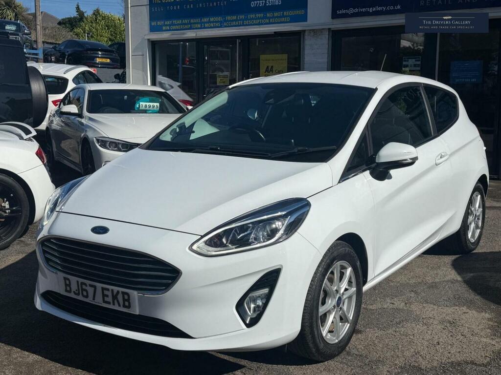 Ford Fiesta Hatchback 1.1 Ti-vct Zetec Euro 6 Ss 2017 BJ67EKB White #2