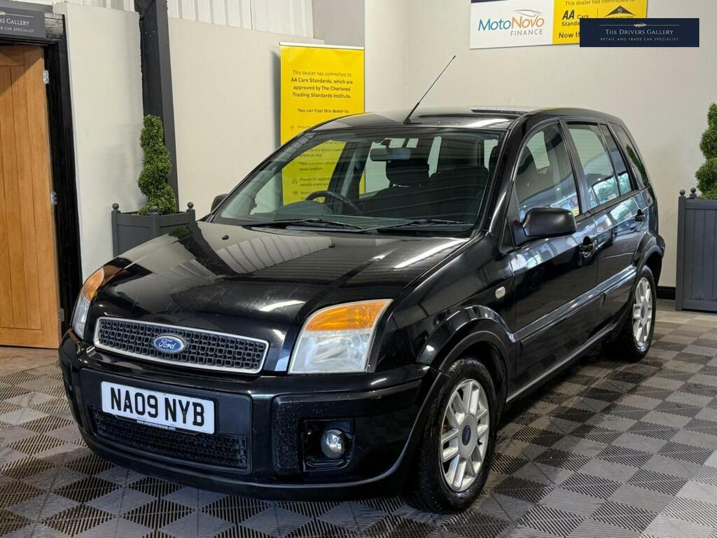 Ford Fusion Hatchback 1.6 Tdci Zetec Climate 200909 Black #2